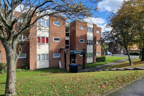 2 bedroom ground floor flat to rent, Rushwick Court, Erdington