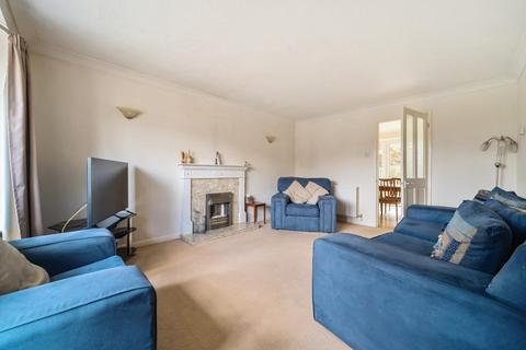 4 bedroom detached house for sale, Banbury,  Oxfordshire,  OX16