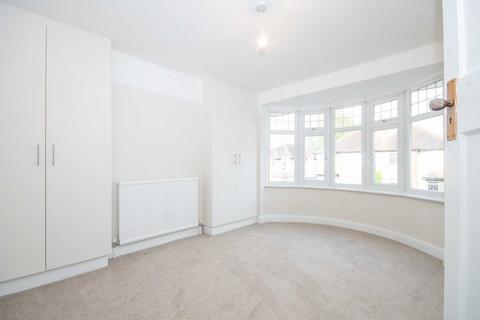 3 bedroom semi-detached house for sale, The Close, Pinner HA5