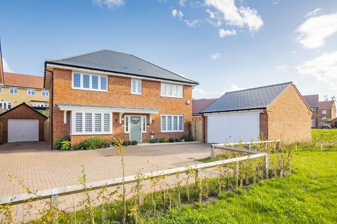 4 bedroom detached house for sale, Dunnock Close, Sudbury CO10