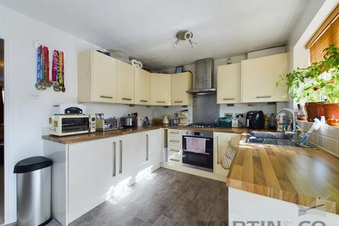 32 Bell View, St Albans, AL4 0SQ