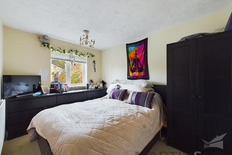 32 Bell View, St Albans, AL4 0SQ