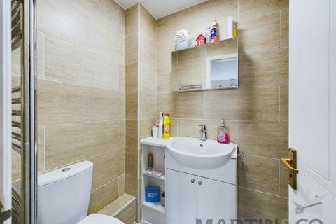 32 Bell View, St Albans, AL4 0SQ