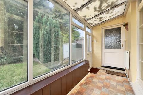26 Vicar Road, Darfield, Barnsley, S73 9LD