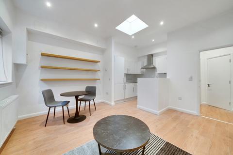 1 bedroom flat to rent, Lighthouse Apartments, Commercial Road, Whitechapel, London