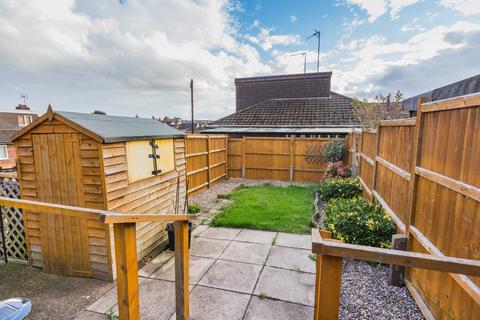 29 Drayton Road, Irthlingborough, Wellingborough, NN9 5TA