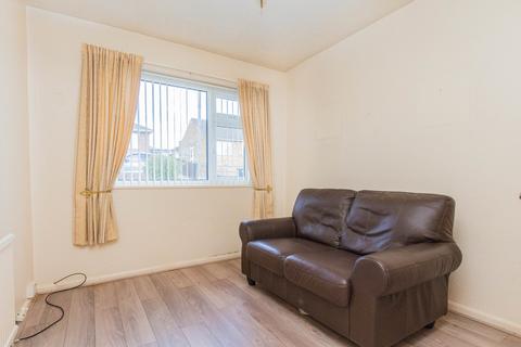 29 Drayton Road, Irthlingborough, Wellingborough, NN9 5TA