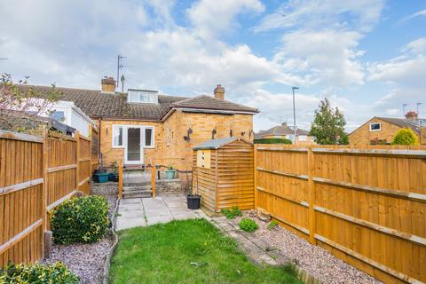 29 Drayton Road, Irthlingborough, Wellingborough, NN9 5TA