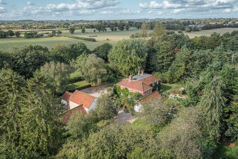 5 bedroom detached house for sale, Detached Period Farmhouse in Shipdham