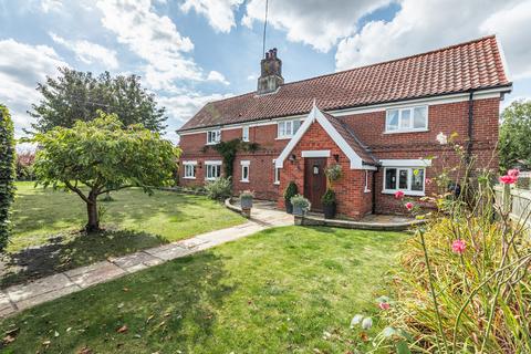 4 bedroom cottage for sale, Swanton Morley