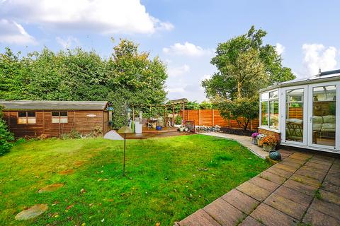 4 bedroom chalet for sale, Frogmore Park Drive, Camberley GU17