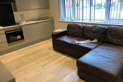 undefined, Fladbury Crescent, Birmingham B29