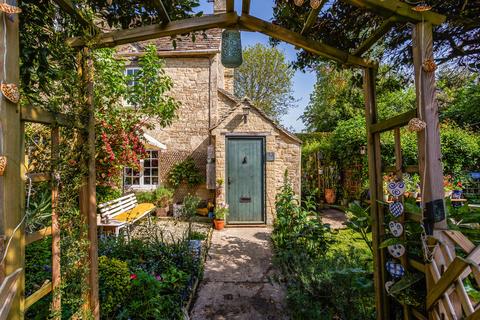 2 bedroom cottage for sale, 3 Church Cottages