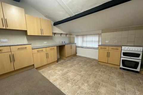 2 bedroom flat to rent, East Street, Crowland PE6