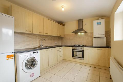 2 bedroom flat to rent, Oak Tree Lane, Birmingham B29