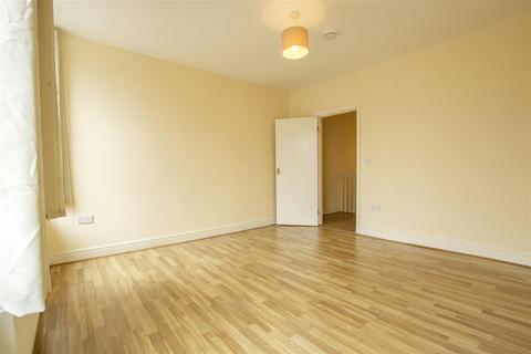 2 bedroom flat to rent, Oak Tree Lane, Birmingham B29