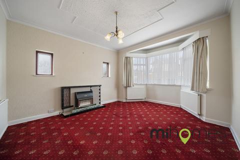 43 Cowper Road, London, N14 5RR
