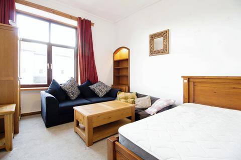 3 bedroom apartment for sale, Clifton Road, AB24