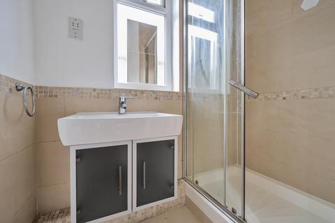 2 bedroom maisonette to rent, Darell Road,  Richmond,  TW9