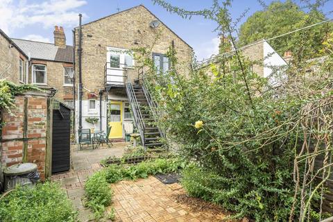 2 bedroom maisonette to rent, Darell Road,  Richmond,  TW9