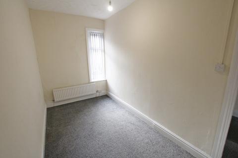 2 bedroom terraced house to rent, Princess Street, Nelson