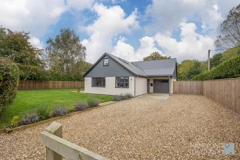 5 bedroom detached house for sale, Wymondham Road, Bunwell