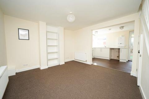 2 bedroom house to rent, Hockliffe Street, Leighton Buzzard