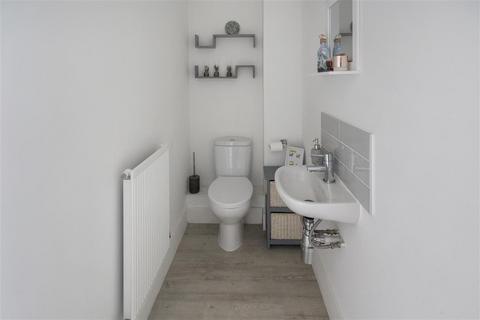8 Abraham Way, Bordon, GU35 0FU