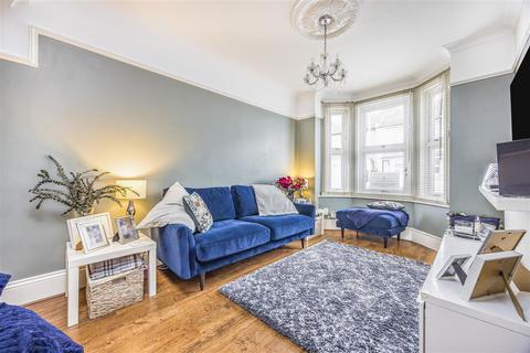 3 bedroom end of terrace house for sale, Meon Road, Southsea PO4