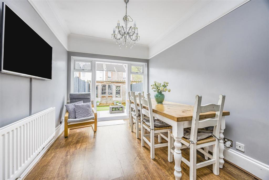 36 Meon Road, Milton-Portico Marketing-Sarah Oliver-