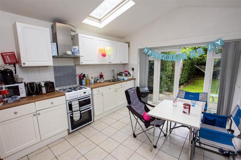 4 bedroom house to rent, Harborne Park Road, Birmingham B17
