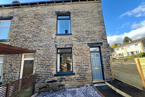 4 bedroom terraced house for sale, Derby Street, Todmorden, OL14