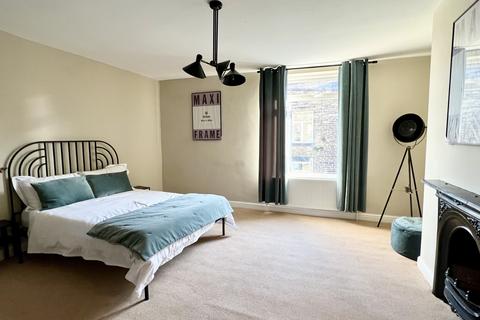 4 bedroom terraced house for sale, Derby Street, Todmorden, OL14