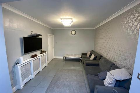 5 bedroom terraced house for sale, Ilford IG3