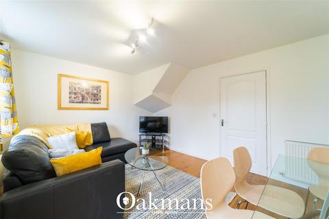 4 bedroom property to rent, Ten Acre Mews, Birmingham B30