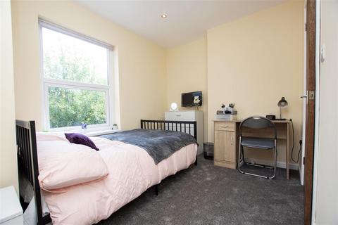 undefined, Raddlebarn Road, Birmingham B29