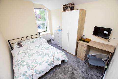 undefined, Raddlebarn Road, Birmingham B29