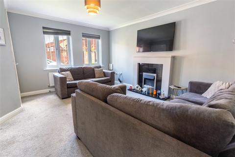 3 bedroom semi-detached house for sale, Calder Avenue, Gainsborough, DN21