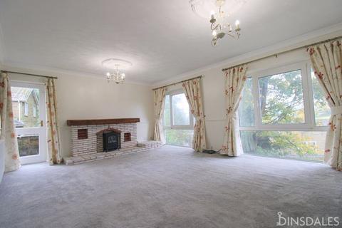 4 bedroom detached house to rent, Malvern Brow, Chellow Dean, Bradford, BD9 6AW