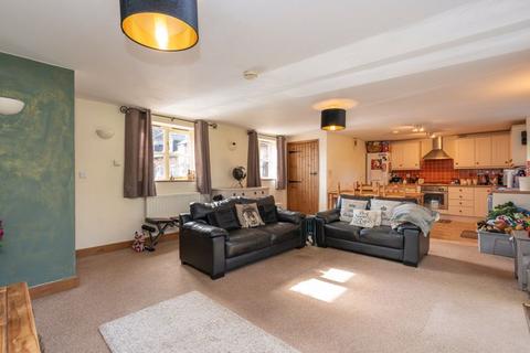 3 bedroom barn conversion for sale, Manor Farm Barn, Caddington Village