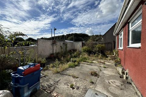 4 bedroom detached bungalow for sale, Llangefni, Isle of Anglesey. By Online Auction- Provisional bidding closing 21st November 2024