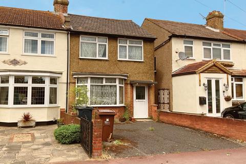 3 bedroom end of terrace house for sale, 59 Western Avenue, Dagenham, Essex