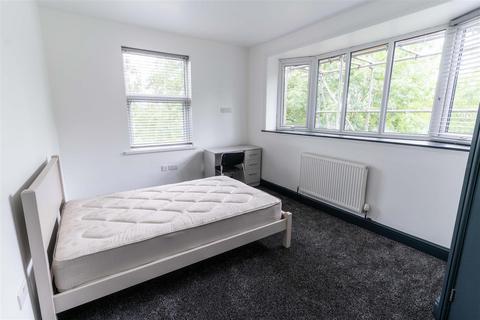 8 bedroom house to rent, Bournbrook Road, Birmingham B29