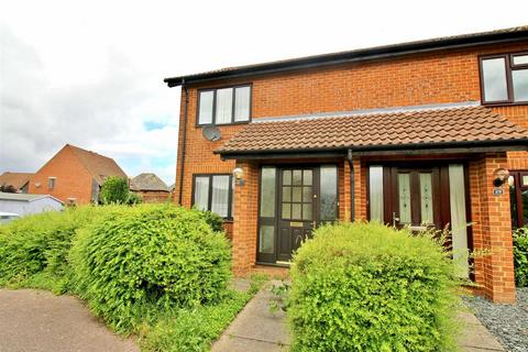 2 bedroom semi-detached house to rent, Elgar Grove, Browns WoodMK7 8DY