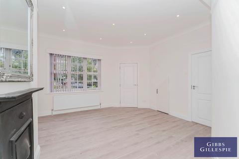 3 bedroom terraced house to rent, Meadvale Road, Ealing, W5