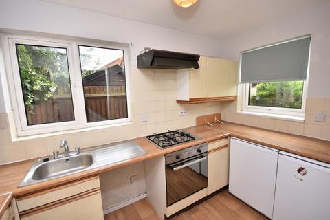 2 bedroom semi-detached house to rent, Aylesbury HP20