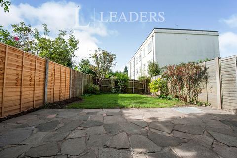 3 bedroom townhouse to rent, Keynshambury Road, Cheltenham