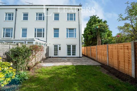 3 bedroom townhouse to rent, Keynshambury Road, Cheltenham