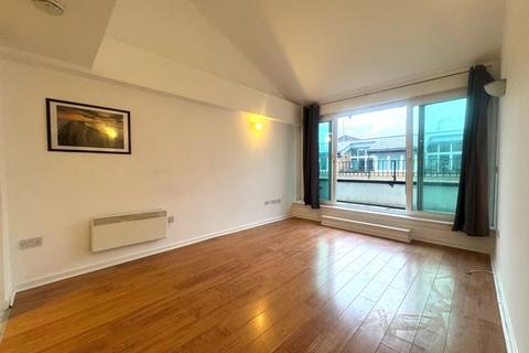 2 bedroom duplex to rent, The Grainstore, Western Gateway, London