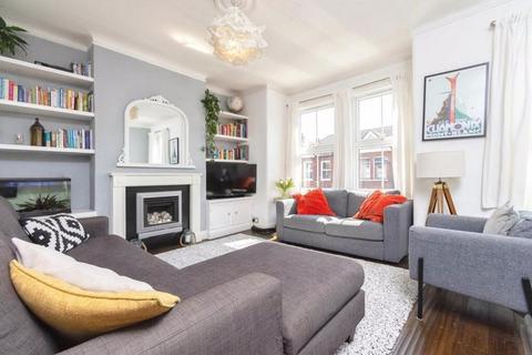 9 Boyd Road, London, SW19 2DF
